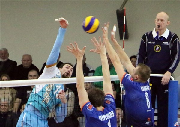 Волейбол: &#171;Енисей&#187; – &#171;Локомотив&#187; (Новосибирск)