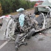 В столкновении иномарки и автобуса в Красноярском крае погибли два человека
