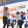 Хоккеисты «Сокола» ввязались в драку на льду и всухую проиграли матч (видео)