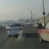 В Красноярске из-за аварии на спуске с улицы Игарской затруднено движение (видео)