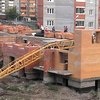 На стройплощадке в Красноярске упал кран