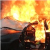 В Красноярске ищут спасшего семью из горящей машины студента