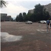 Полицейские проверят площадь БКЗ после жалоб автомобилистов на закрытый выезд