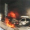 В районе «Планеты» со взрывом выгорели три машины (видео)