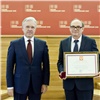 Гендиректор «СУЭК-Красноярск» получил почетную грамоту президента России