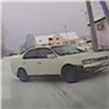 Пьяный парень угнал машину у подруги и убегал от полицейских (видео)