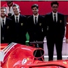 Красноярец сделал картонную Ferrari и попал в Италию на презентацию нового автомобиля