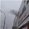 Пожар в кемеровском торговом центре унес жизни троих детей и женщины