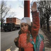 На опасной «зебре» в Красноярске установили картонную девочку