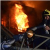 Ночной пожар в Курагинском районе уничтожил кровлю пятиэтажки: в огне погиб один человек 