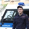 В Ачинске больной полицейский спас от падения с крыши 15-летнюю девочку
