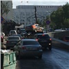 «Поставил под знак»: Делимобиль эвакуировали из центра Красноярска в первый день работы сервиса