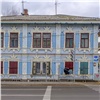 «Как 120 лет назад»: дому Телегина в Красноярске вернули исторический цвет
