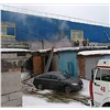 В Лесосибирске из-за пожара эвакуировали покупателей и персонал «Командора» (видео)