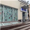 В Красноярске открываются магазины одежды и обуви. Пока в них пусто