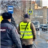 «Три автобуса сняты с линии»: в Красноярске снова прошел рейд по соблюдению масочного режима
