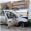 На Красноярском рабочем автомобиль сбил пешехода и столкнулся с автобусом