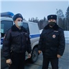 В Железногорске полицейские спасли замерзающего в лесу рыбака (видео)