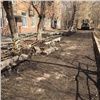 В Кировском районе Красноярска приступили к ремонту двух дворов