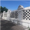 Спустя два года в Красноярске восстановят разрушенную ограду Троицкого кладбища