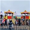 РН-Ванкор подарил детские площадки северным поселкам