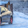 На трассе в Красноярском крае спасли замерзающего водителя (видео)