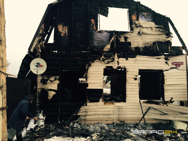В Назарово в пожаре погибла семья из трех человек,