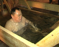 В Туве участие в традиционных крещенских купаниях принял глава республики Шолбан Кара-оол