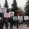 В Абакане прошел митинг против повышения энерготарифов (фото)
