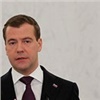 Многодетным семьям бесплатно дадут землю под дома, пообещал Медведев (фото)
