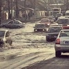В Красноярске вышедшая из берегов река затопила проезжую часть