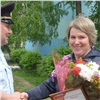 Красноярскую учительницу поощрили за задержание грабителя