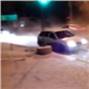 Улицу Гусарова в Красноярске затопило из-за коммунальной аварии (видео)