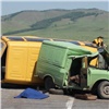 В Хакасии водитель «Ижа» столкнулся с микроавтобусом и погиб