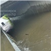 Красноярцы сообщили о затопленной дороге под Копыловским мостом