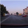 Наезд на женщину-пешехода на ул. Алексеева попал на запись регистратора (видео)