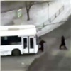 Автобус сбил пешехода в центре Красноярска (видео)