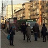 «Тихо сказал, что не пустит»: на «Агропроме» полиция перекрыла проход к остановке