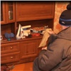 Обнародовано видео из квартиры в Дивногорске, где расстреляли троих человек