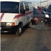 На улице 2-я Брянская грузовик разбил три машины и ГАЗель МЧС 