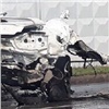 «Водитель жив, тачка — в тотал»: Nissan устроил серьёзное ДТП на мокрой дороге в центре Красноярска (видео)