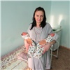 В красноярском роддоме близнецы родились с разницей в 11 минут, но могут получить разные даты рождения в документах