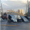 «В городе апокалипсис»: красноярцы делятся последствиями штормового ветра