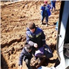Двое мужчин с 8-летним мальчиком пропали по пути из Красноярска в Якутию. Нашли иркутские спасатели (видео)