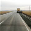 В Ужурском районе отремонтировали больше 20 км автодорог