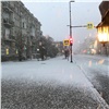На Красноярск обрушился многочасовой снегопад. Синоптики также обещают метель и дождь