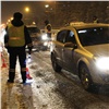 «Это вообще не моя машина»: в Красноярске по звонку на «синюю линию» задержали пьяного водителя (видео)