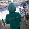 350 волонтеров работают на первенстве России по фигурному катанию среди юниоров в Красноярске
