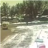 В Красноярске на Мичурина ребенок выбежал под колеса автомобиля (видео)