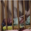 В Назаровском районе молодую мать заподозрили в истязании больного 1,5 годовалого ребенка